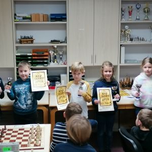 U9 (1-3 Platz) von links: Franz Nicolai, Georg Hoyer, Theo Weibrecht, Mathilda Marie Eßers, Amelia Bernadette Buntin